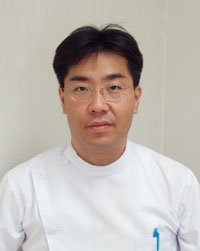 なりのぼう歯科口腔外科クリニック  院長　成之坊 昌功